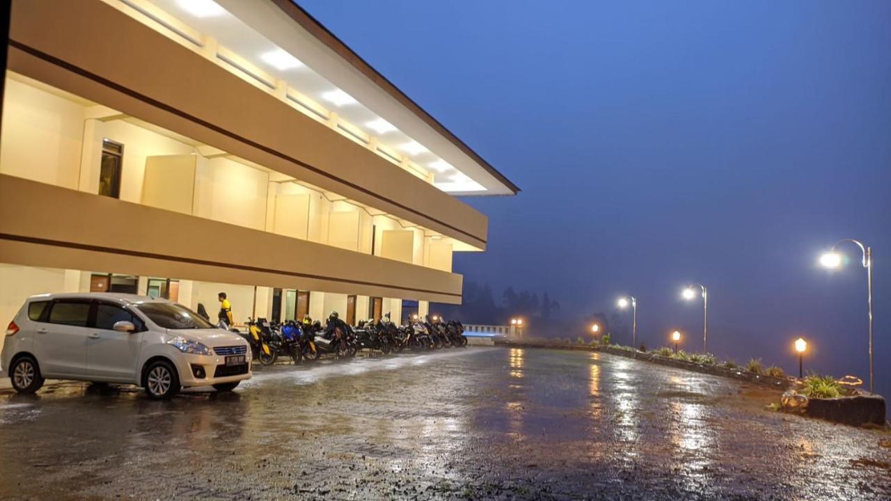 Hotel Guci Kencana Jaya Tuwel Exteriör bild
